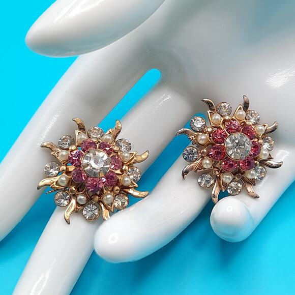 Vintage Pink Clear Rhinestone Floral Twin Pins, Mid-Century Brooch Set, 1950s - Picture 1 of 10